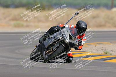 media/Sep-11-2022-SoCal Trackdays (Sun) [[81b7e951af]]/Turn 16 (945am)/